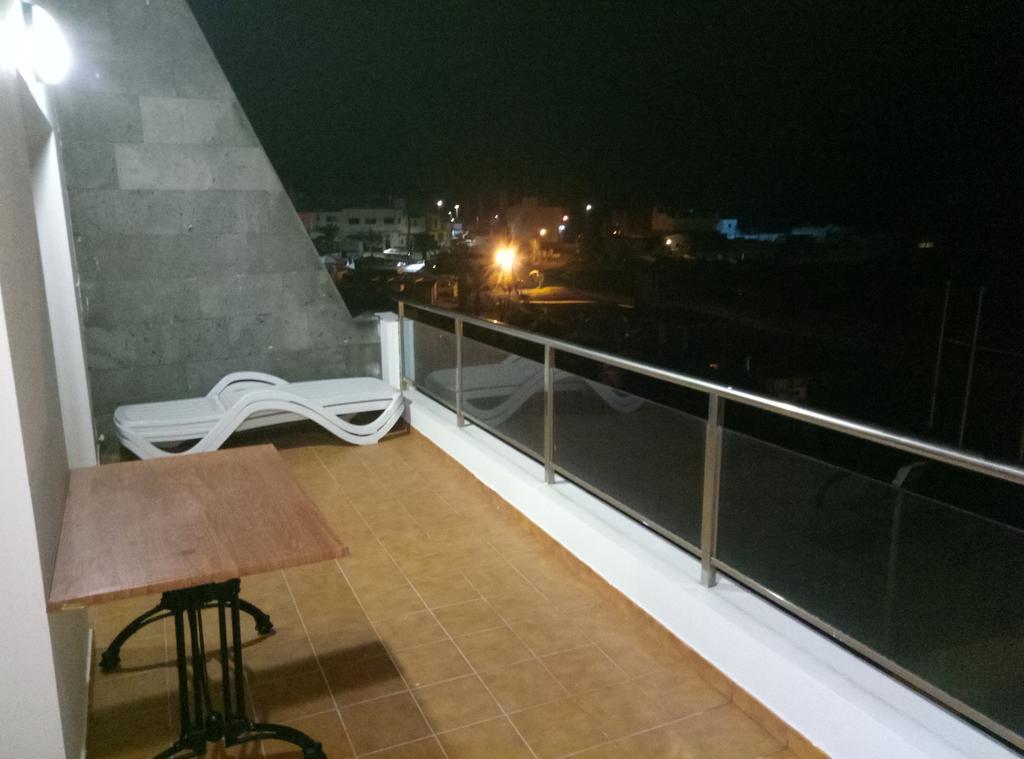 Apartamento Primera Linea De Playa Puerto de las Lajas 外观 照片